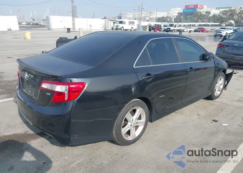 2013 Toyota Camry Se z USA, uszkodzony, nr VIN 4T1BF1FK5DU245859